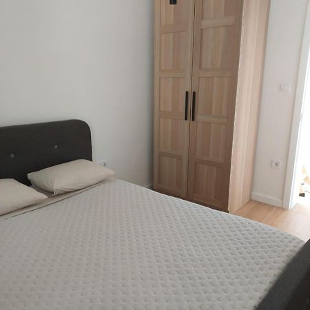 Sustina Apartment ตรีบูนย์ ภายนอก รูปภาพ