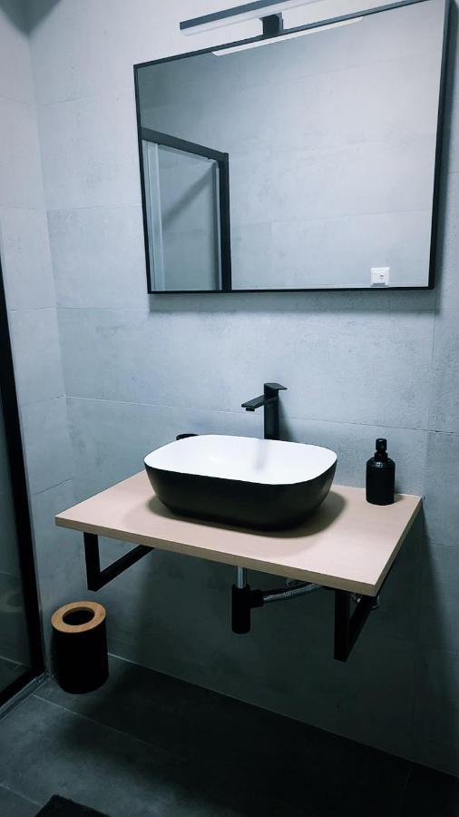 Sustina Apartment ตรีบูนย์ ห้อง รูปภาพ