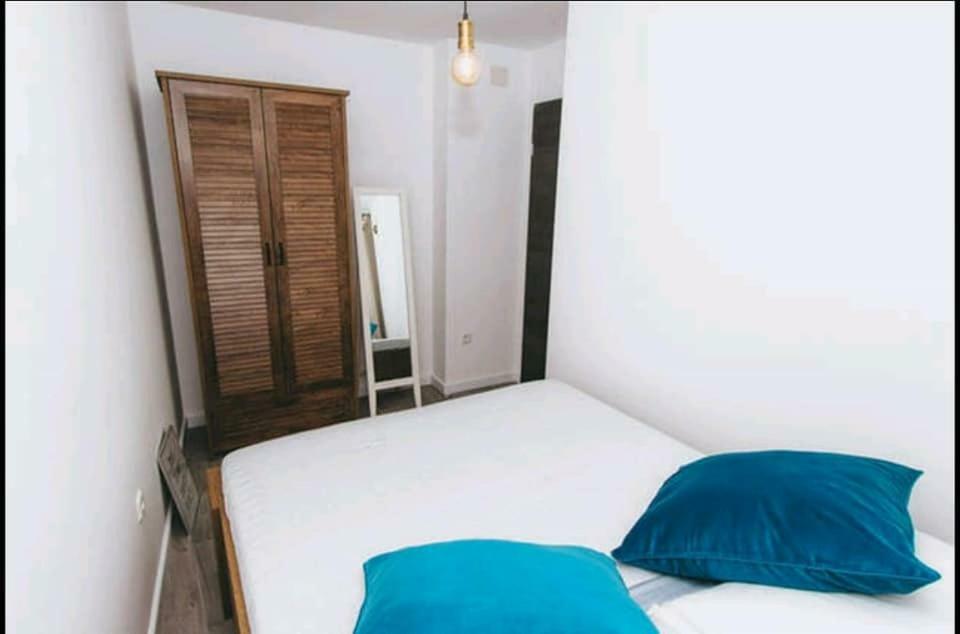 Sustina Apartment ตรีบูนย์ ภายนอก รูปภาพ
